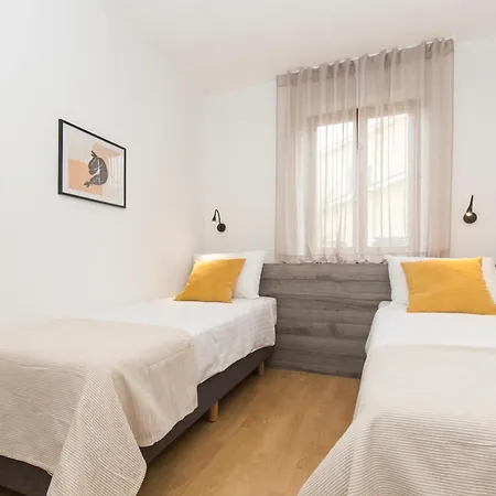 Apartments Agava Apartman *
