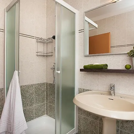 Agava Apartmán *