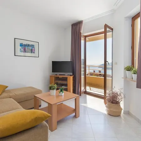 Apartments Agava Rabac